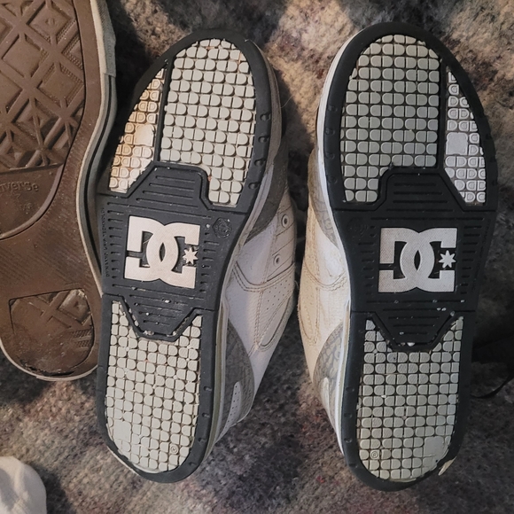 Converse/DC shoe bundle - Picture 1 of 4